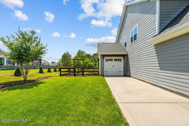 100 Amelia Drive, Carthage, NC 28327
