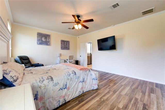 3102 Sandpiper Drive, Texas City, TX 77590