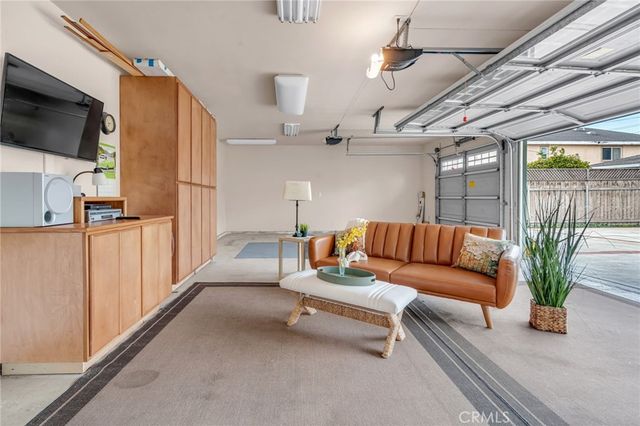 5142 W 142nd Street, Hawthorne, CA 90250