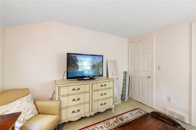 864 Ridge Road, Lewiston, NY 14092