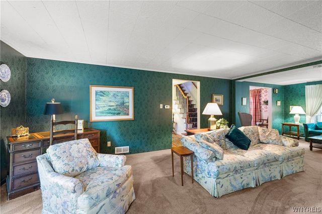 864 Ridge Road, Lewiston, NY 14092