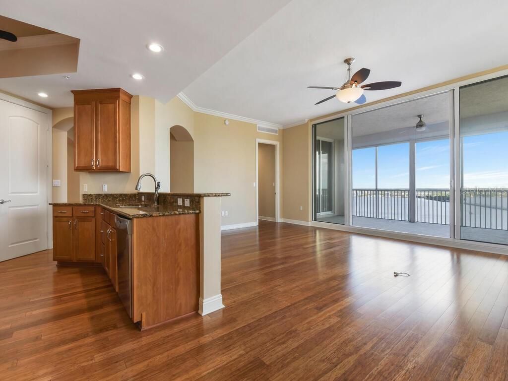 Image 14 of property listing at 2104 W 1ST STREET 2304, Fort Myers, FL 33901