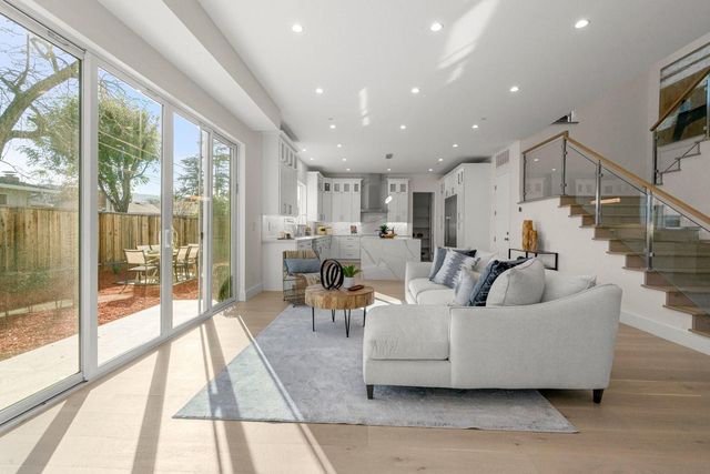 810 Virginia Court, Campbell, CA 95008