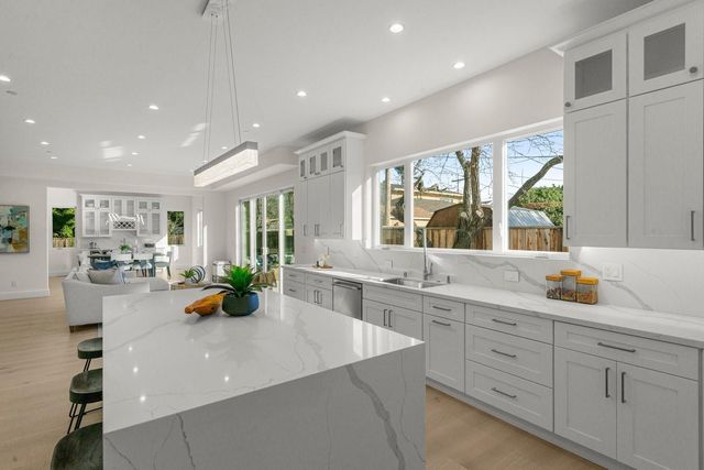 810 Virginia Court, Campbell, CA 95008