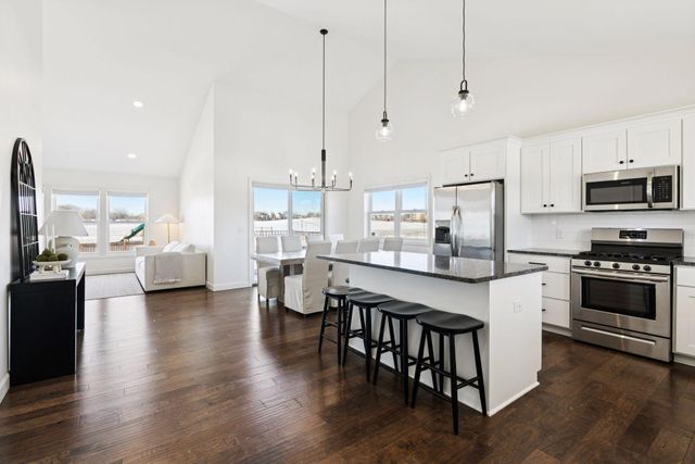 21001 Fletcher Way, Farmington, MN 55024