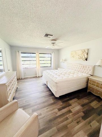 21411 Juego Circle 32b, Boca Raton, FL 33433