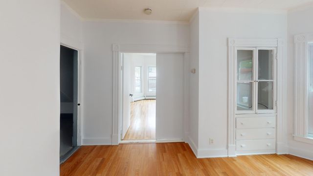 26 A St 2, Lowell, MA 01851