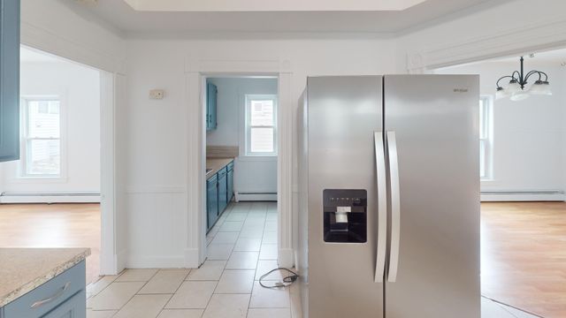 26 A St 2, Lowell, MA 01851