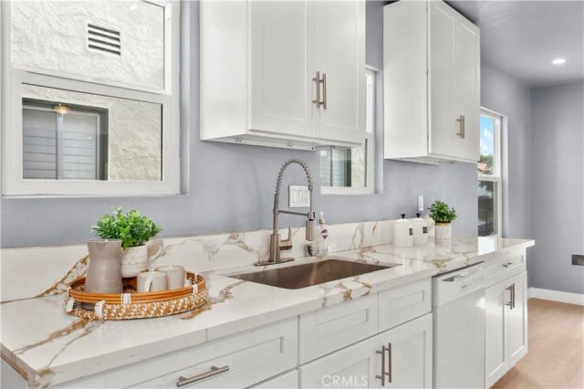 2049 W 71St Street, Los Angeles, CA 90047