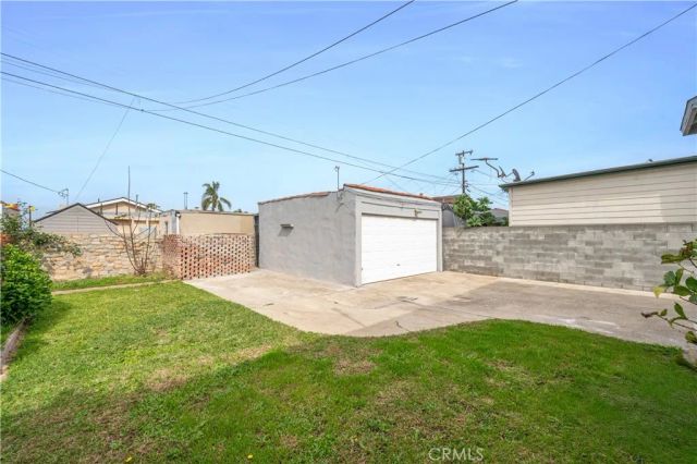 2049 W 71St Street, Los Angeles, CA 90047