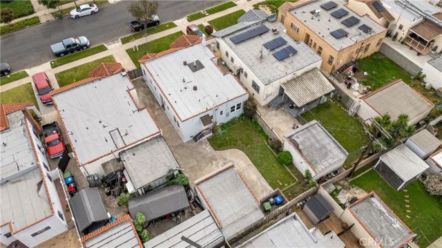 2049 W 71St Street, Los Angeles, CA 90047