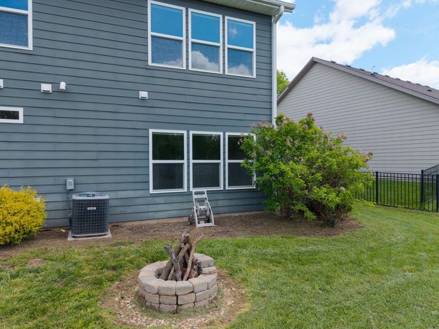 2414 NOTTOWAY DR, Columbia, MO 65203
