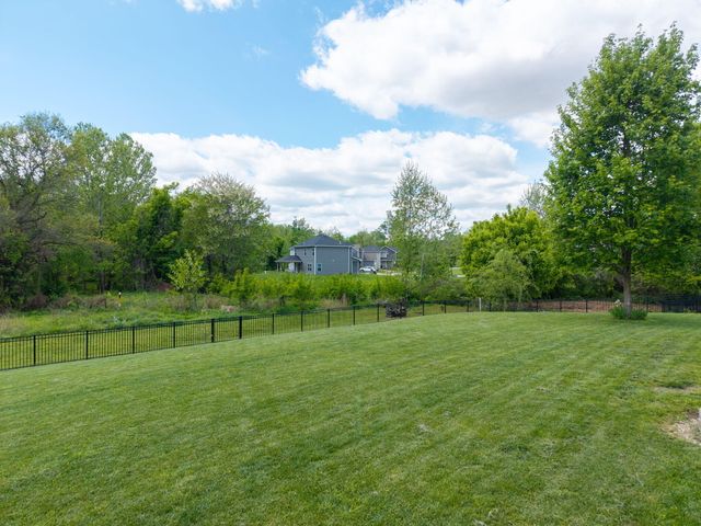 2414 NOTTOWAY DR, Columbia, MO 65203