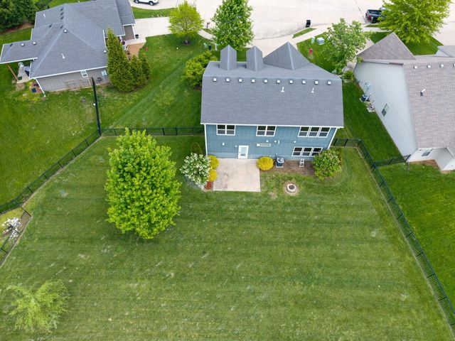 2414 NOTTOWAY DR, Columbia, MO 65203