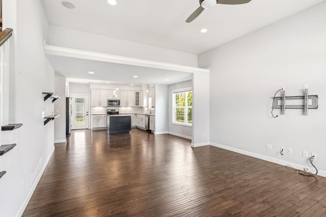 2414 NOTTOWAY DR, Columbia, MO 65203
