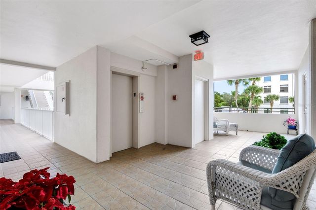 109 THE ESPLANADE S 202, Venice, FL 34285