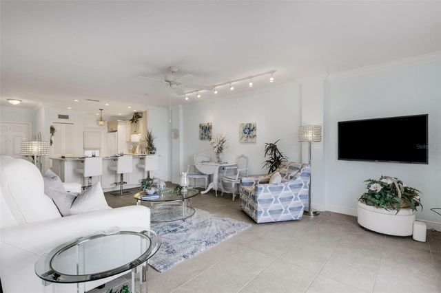 109 THE ESPLANADE S 202, Venice, FL 34285
