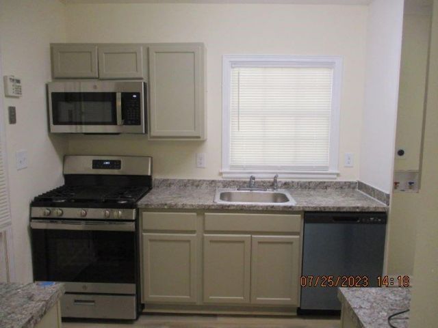 2032 Rector SW Drive, Atlanta, GA 30311