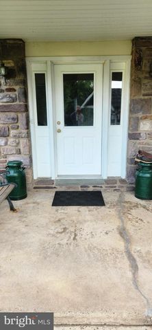 249 TWINING FORD RD, Richboro, PA 18954