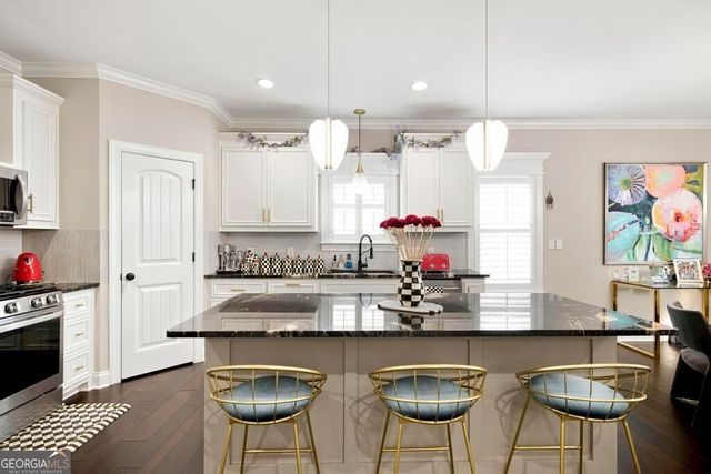 871 Tufthunter, Macon, GA 31210