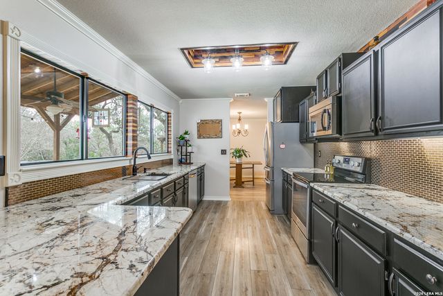 7632 Flower Bluff, San Antonio, TX 78240