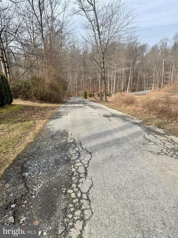 101 LENTZ WAY, Honey Brook, PA 19344