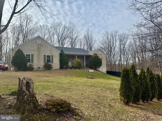 101 LENTZ WAY, Honey Brook, PA 19344