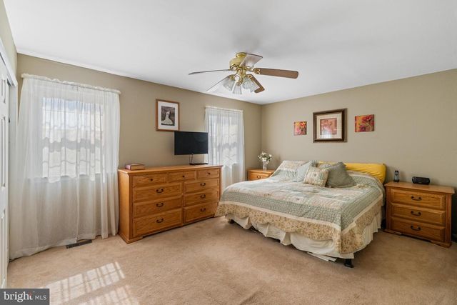 15127 KOVATS DR, Philadelphia, PA 19116