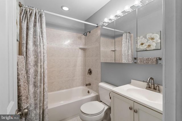 15127 KOVATS DR, Philadelphia, PA 19116