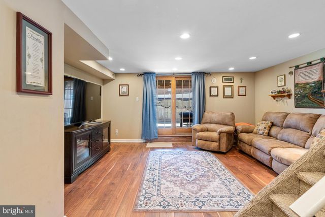 15127 KOVATS DR, Philadelphia, PA 19116