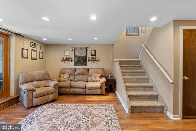 15127 KOVATS DR, Philadelphia, PA 19116