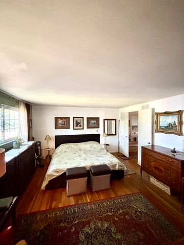 2798 Page Avenue, Ann Arbor, MI 48104