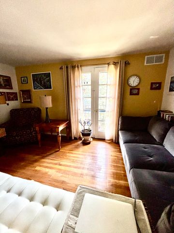 2798 Page Avenue, Ann Arbor, MI 48104