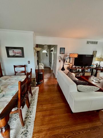 2798 Page Avenue, Ann Arbor, MI 48104
