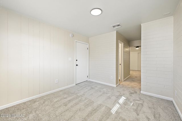 2849 N Desert Avenue, Tucson, AZ 85712