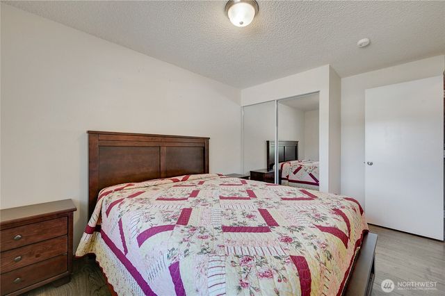 4273 Pioneer Place SE, Port Orchard, WA 98366