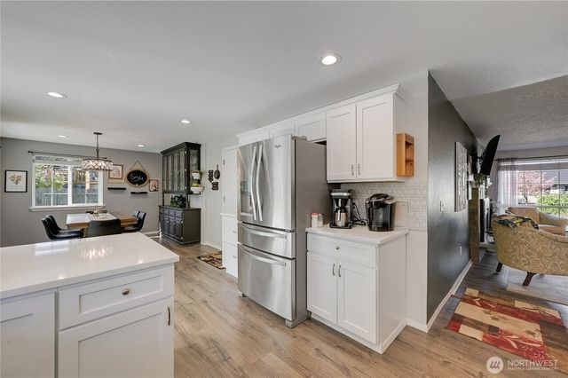 4273 Pioneer Place SE, Port Orchard, WA 98366
