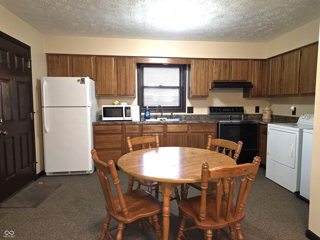 5241 W Marietta Railroad Street, Shelbyville, IN 46176
