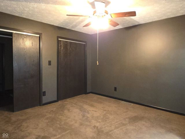 5241 W Marietta Railroad Street, Shelbyville, IN 46176