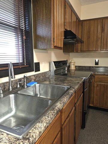 5241 W Marietta Railroad Street, Shelbyville, IN 46176