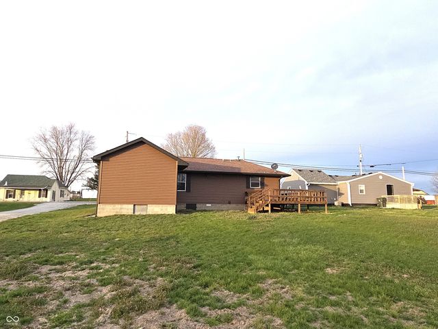 5241 W Marietta Railroad Street, Shelbyville, IN 46176