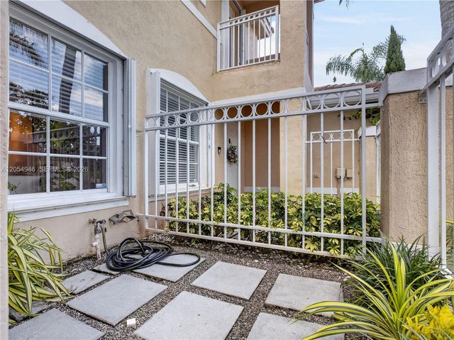 17071 NW 22nd St, Pembroke Pines, FL 33028