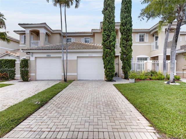 17071 NW 22nd St, Pembroke Pines, FL 33028