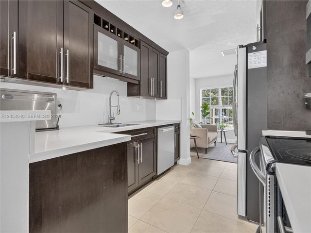 17071 NW 22nd St, Pembroke Pines, FL 33028