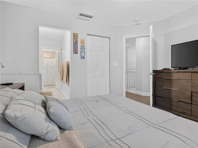 17071 NW 22nd St, Pembroke Pines, FL 33028