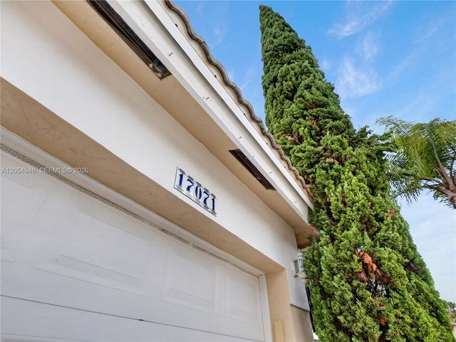 17071 NW 22nd St, Pembroke Pines, FL 33028