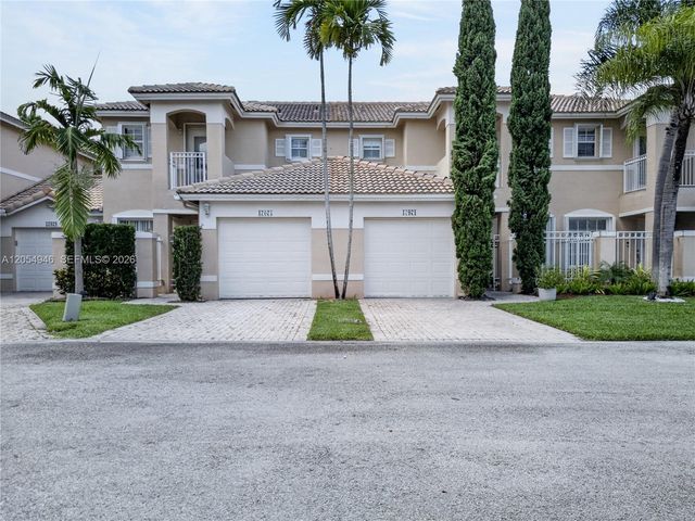 17071 NW 22nd St, Pembroke Pines, FL 33028