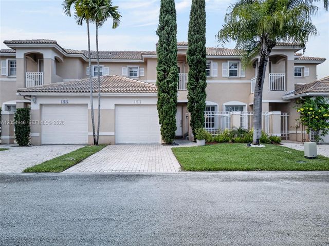 17071 NW 22nd St, Pembroke Pines, FL 33028