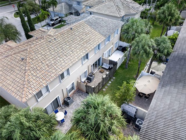 17071 NW 22nd St, Pembroke Pines, FL 33028