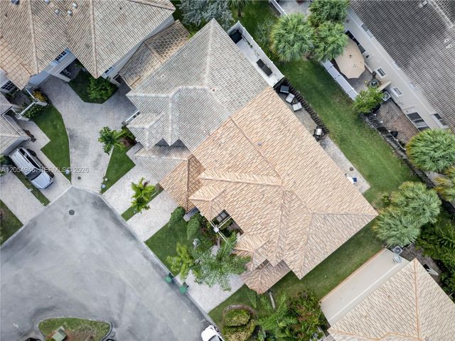 17071 NW 22nd St, Pembroke Pines, FL 33028